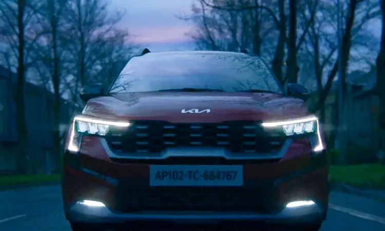 Kia Sonet's 2024 Facelift: A Fresh New Look and Exciting Features. Image Source: Carandbike